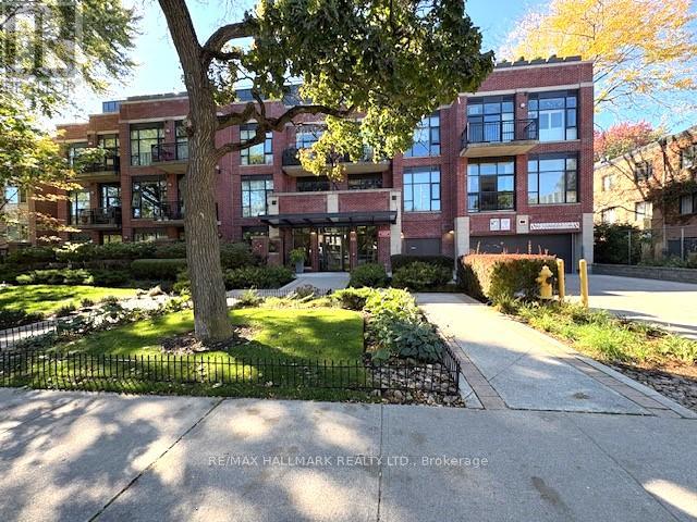 313 66 Kippendavie Ave, Toronto, ON M4L 0A4