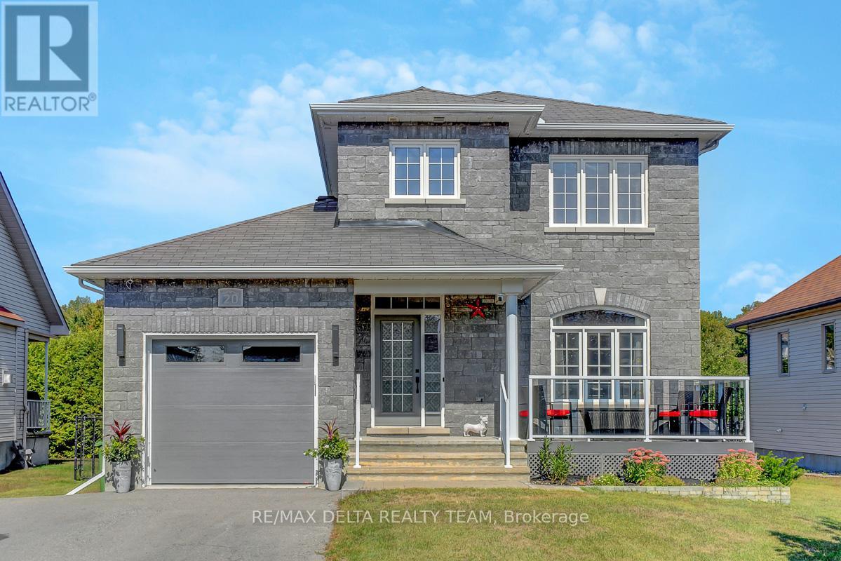 20 Dune St, Russell, ON K0A 2M0