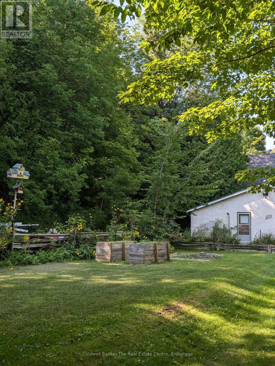 8934 County Rd 9 Rd, Clearview, ON L0M 1G0