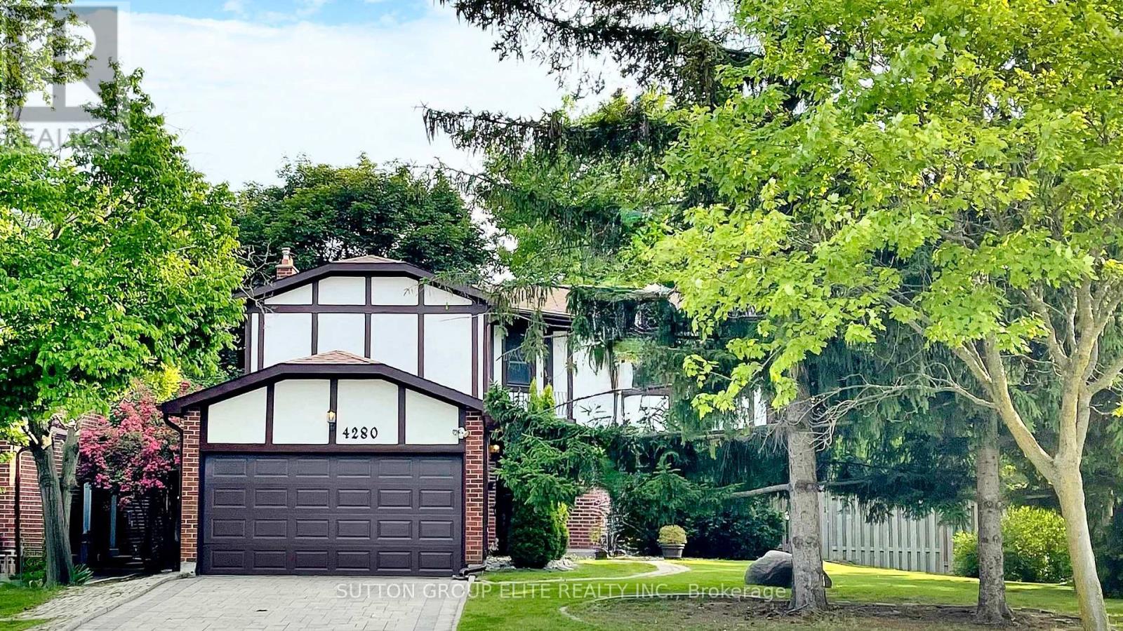 4280 Fieldgate Dr, Mississauga, ON L4W 2C7