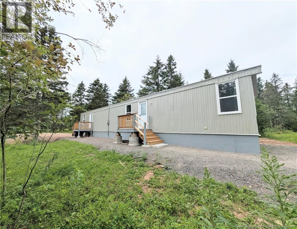 4371 Route 106, Petitcodiac, NB E4Z 3K2