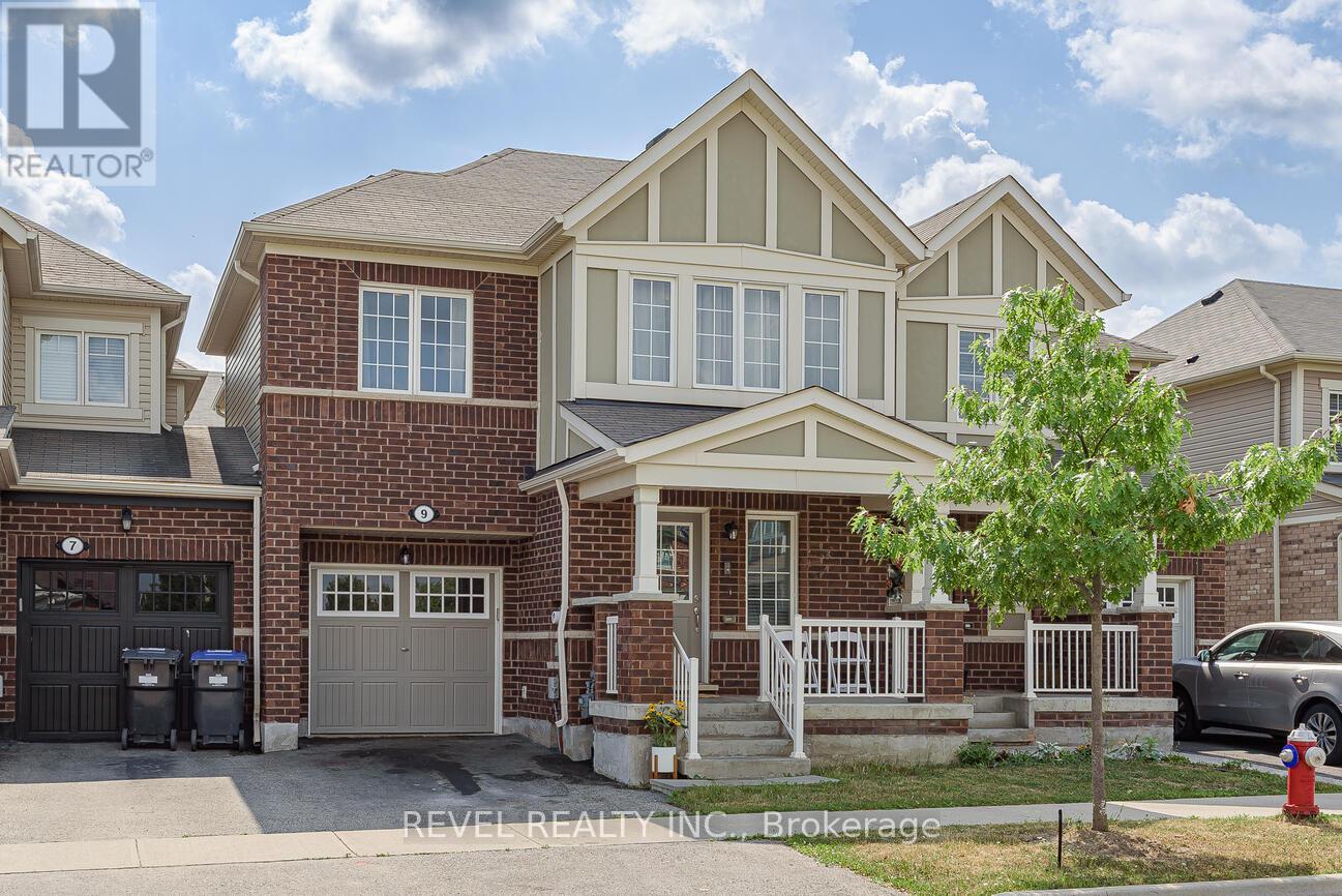 9 Lothbury Dr, Brampton, ON L7A 4G7