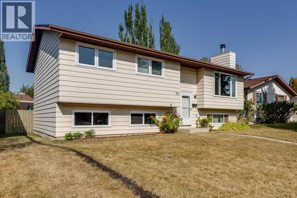 96 Carpenter St, Red Deer, AB T4P 2S1
