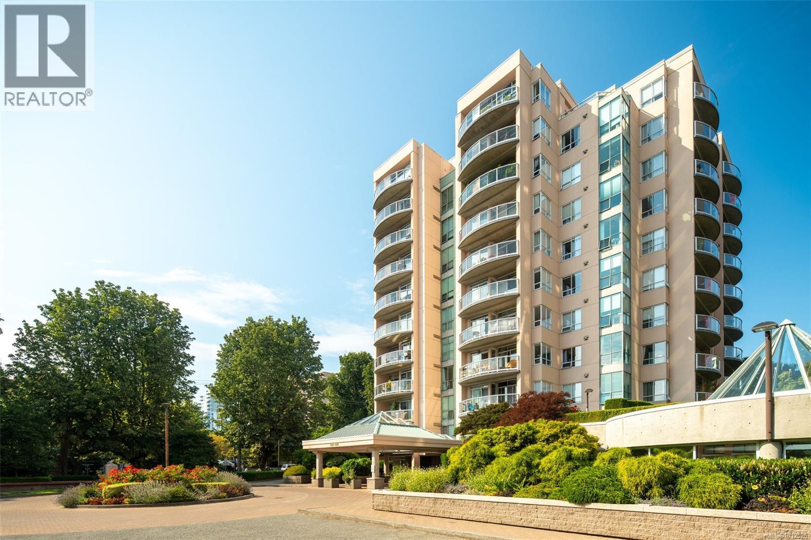 1010 View St Unit 408 St, Victoria, BC V8V 4Y3