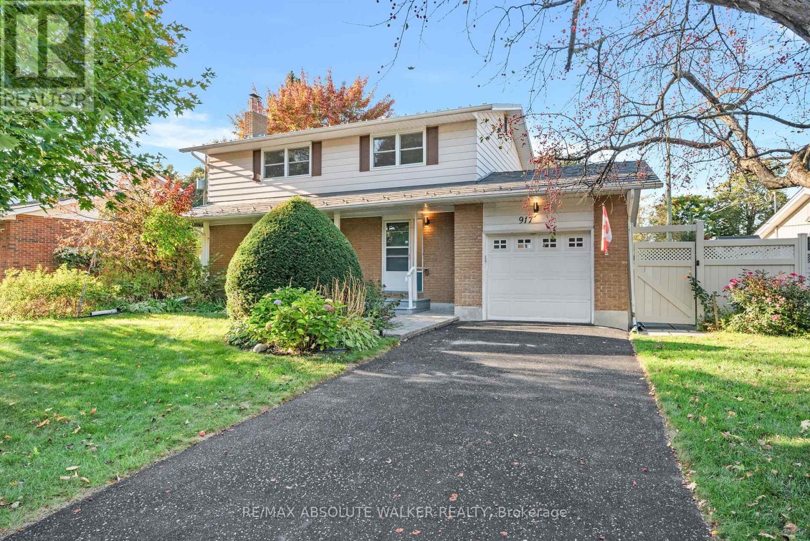 917 Rand Ave, Ottawa, ON K1V 6X3