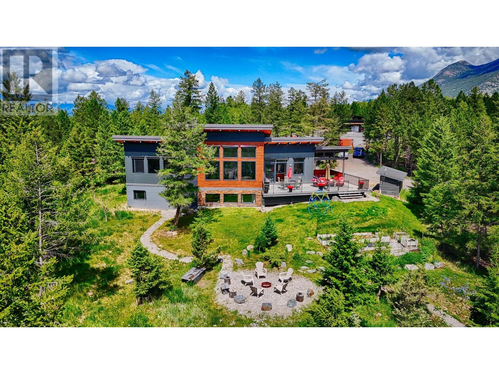 2160 Kootenay 3 Rd, Invermere, BC V0A 1K3