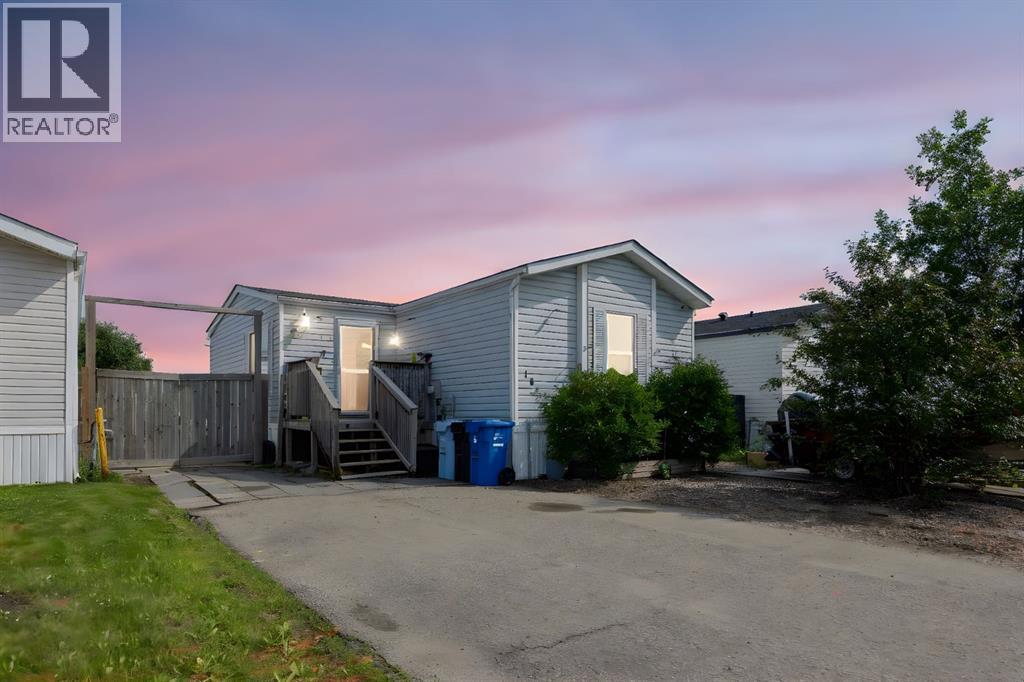 163 Cree Ln, Fort Mcmurray, AB T9L 1Y5