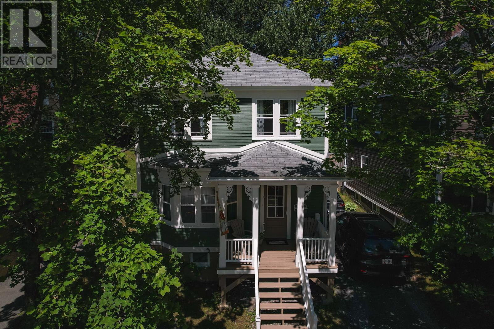 69 W Valley Rd, Corner Brook, NL A2H 2X4
