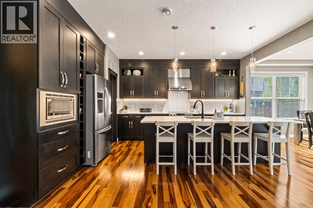 28 Cranarch Mnr SE, Calgary, AB T3M 1L8
