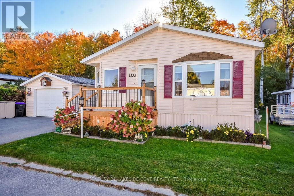 1355 Hilltop Rd, Severn, ON L3V 0V7