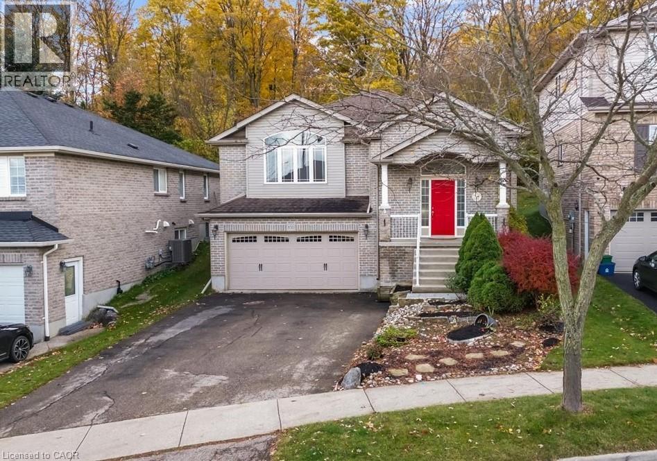 850 Munich Cir, Waterloo, ON N2V 2N5