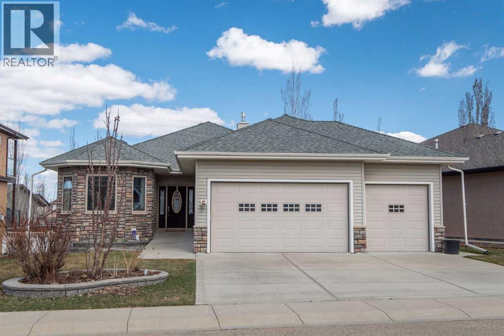 107 Wyndham Cres, Red Deer, AB T4N 7G9