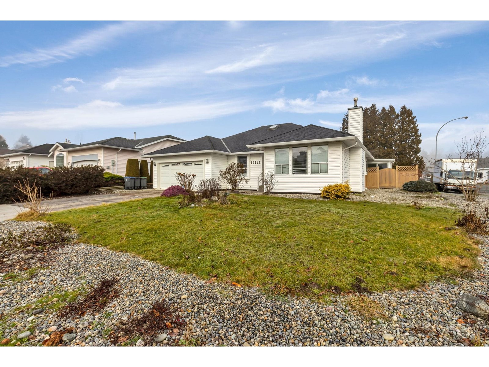16 Avenue Unit 16191 #a, Surrey, BC V4A 9J9