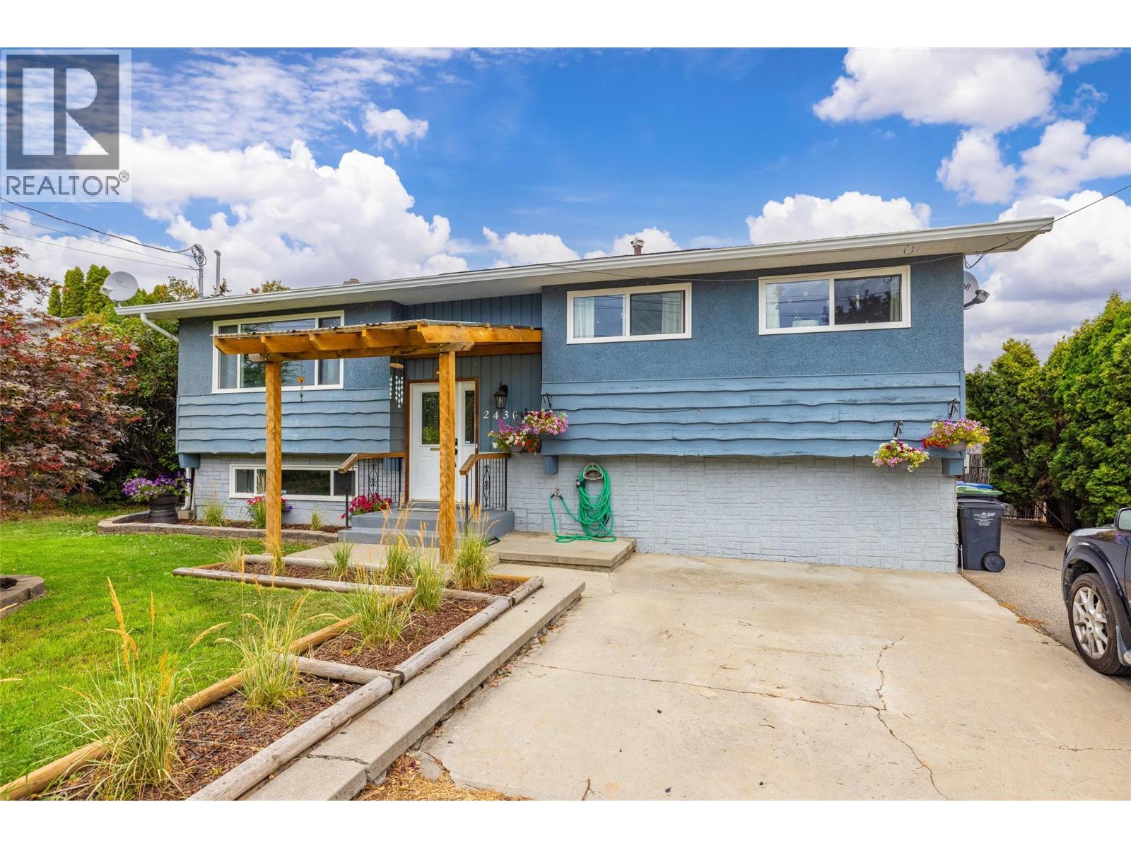 2430 Apollo Rd, West Kelowna, BC V4T 1P6