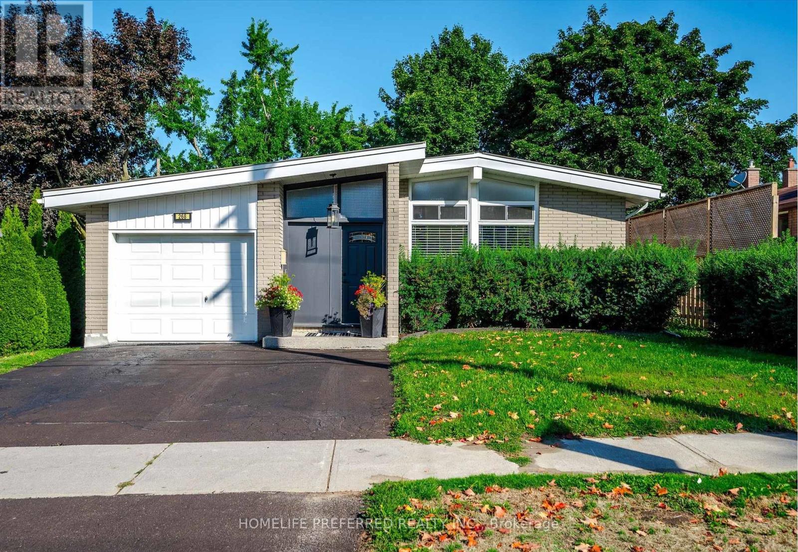 268 Bellevue St Ward 5 St, Peterborough, ON K9H 5E5