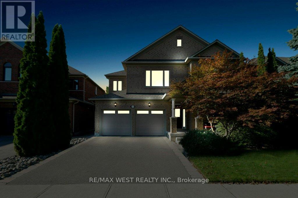 172 Napa Valley Ave, Vaughan, ON L4H 1L1