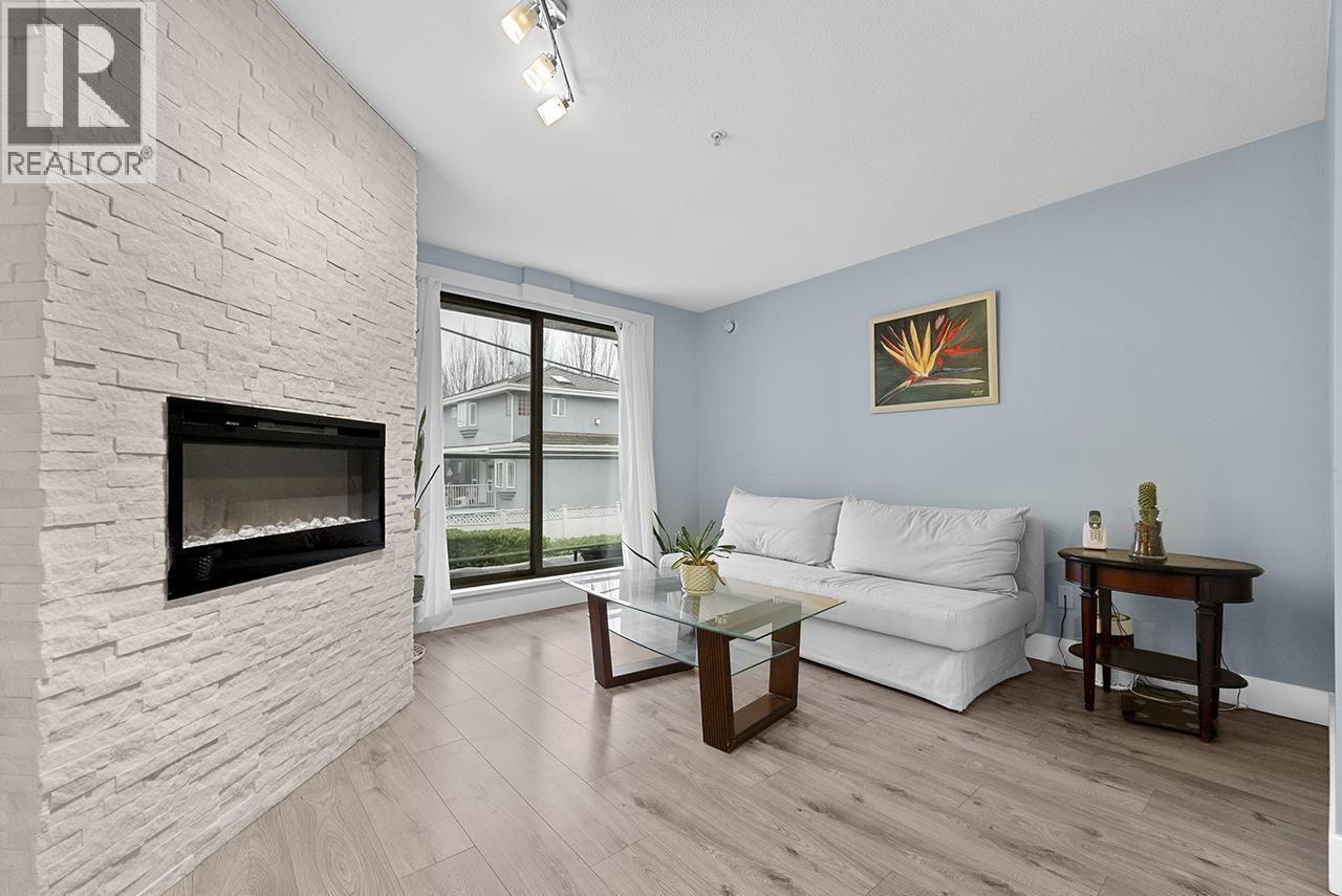 5818 Lincoln Street Unit 211, Vancouver, BC V5R 4P7