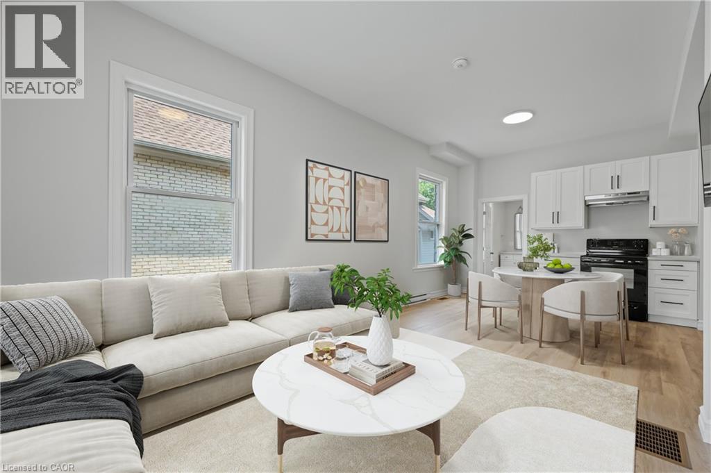 41 Chestnut St, St. Thomas, ON N5R 2A8