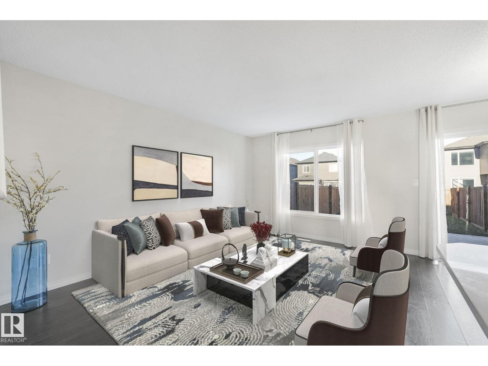 2082 Price Ld SW, Edmonton, AB T6W 3W1