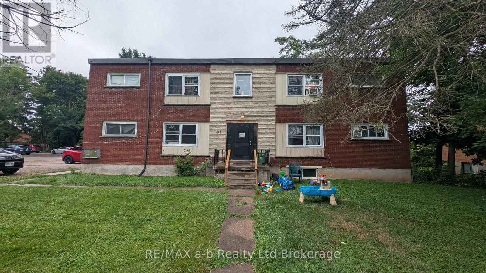 91 King Edward Ave, London, ON N5Z 3S7