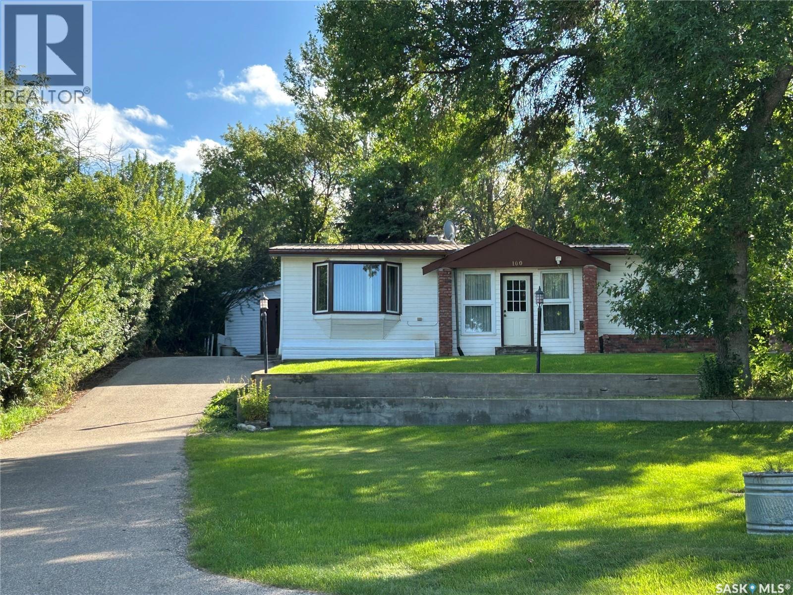 100 6 Street, Buena Vista, SK S2V 1B1