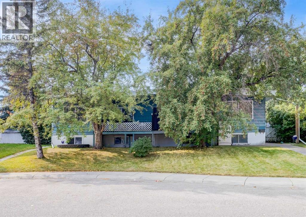 70 Allandale Close SE, Calgary, AB T2H 1V9