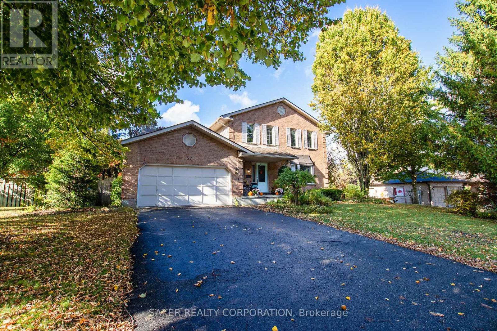 57 Thames St, Middlesex Centre, ON N0L 1E0
