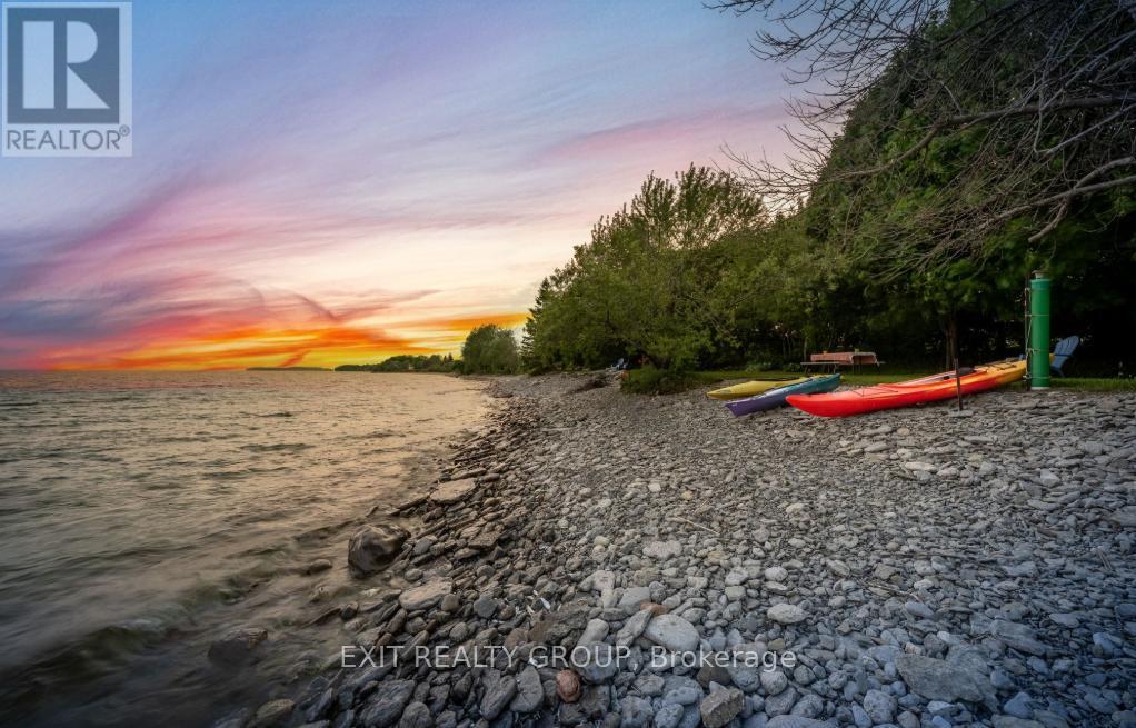830 County Rd 20, Prince Edward County Wellington, ON K0K 3L0