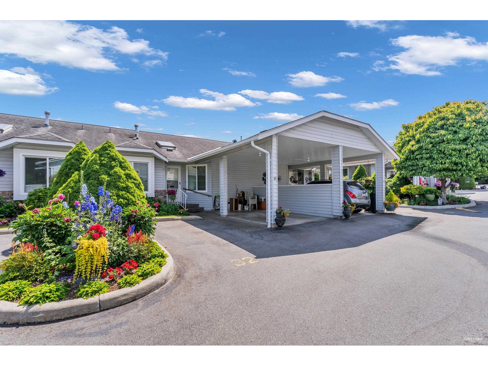 2989 Trafalgar Street Unit 32, Abbotsford, BC V2S 7X9