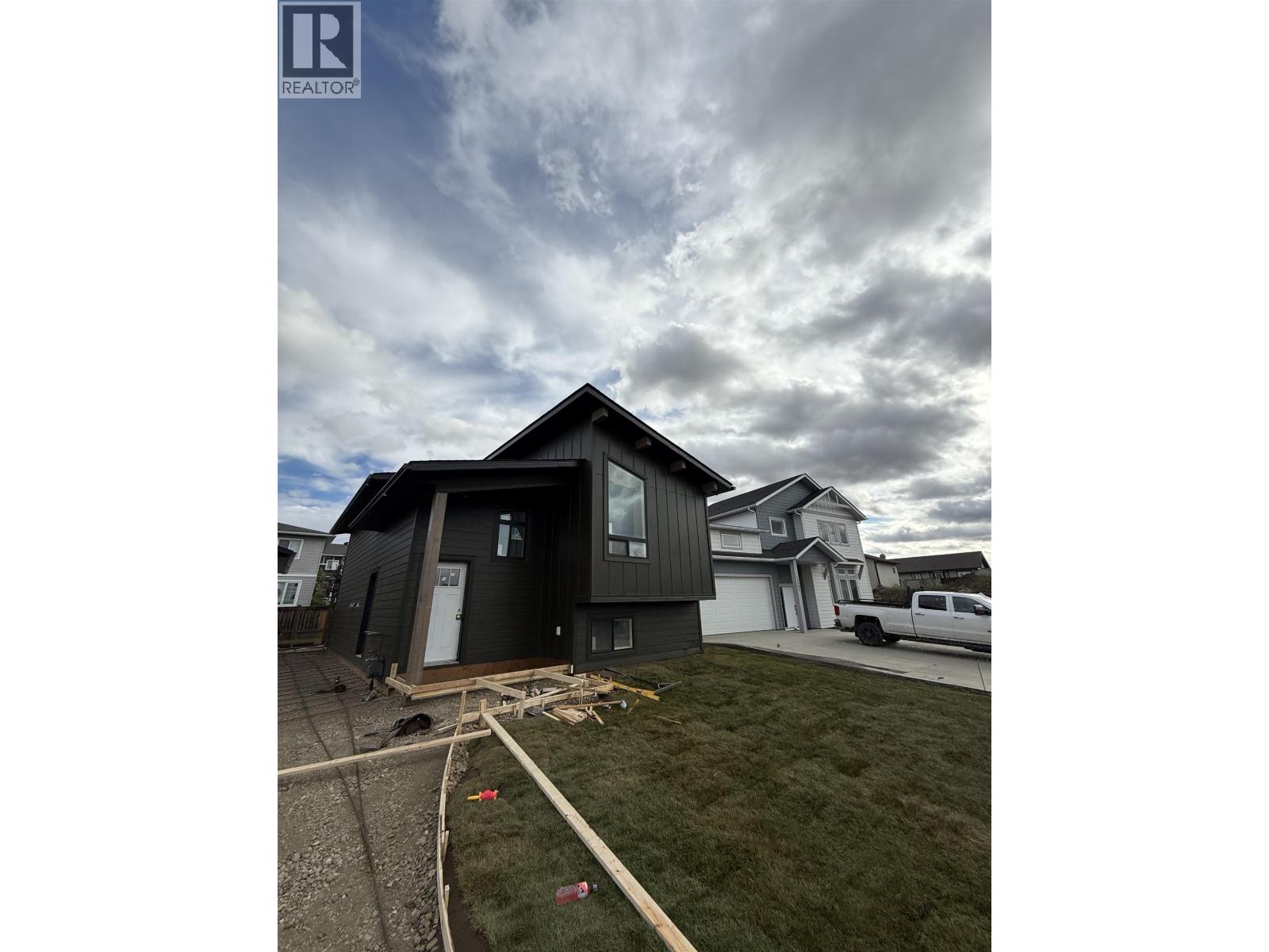 102 Street Unit 11507 #a, Fort St. John, BC V1J 0P8