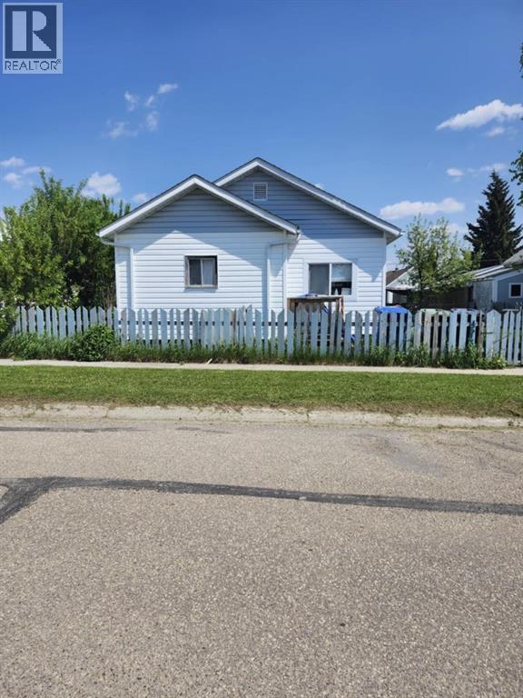 47 Street Unit 4515, Rocky Mountain House, AB T4T 1C7