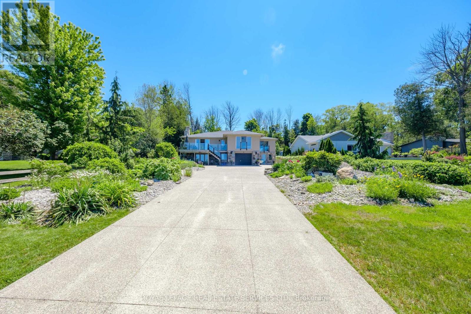 39 Goderich St, Kincardine, ON N2Z 2L2