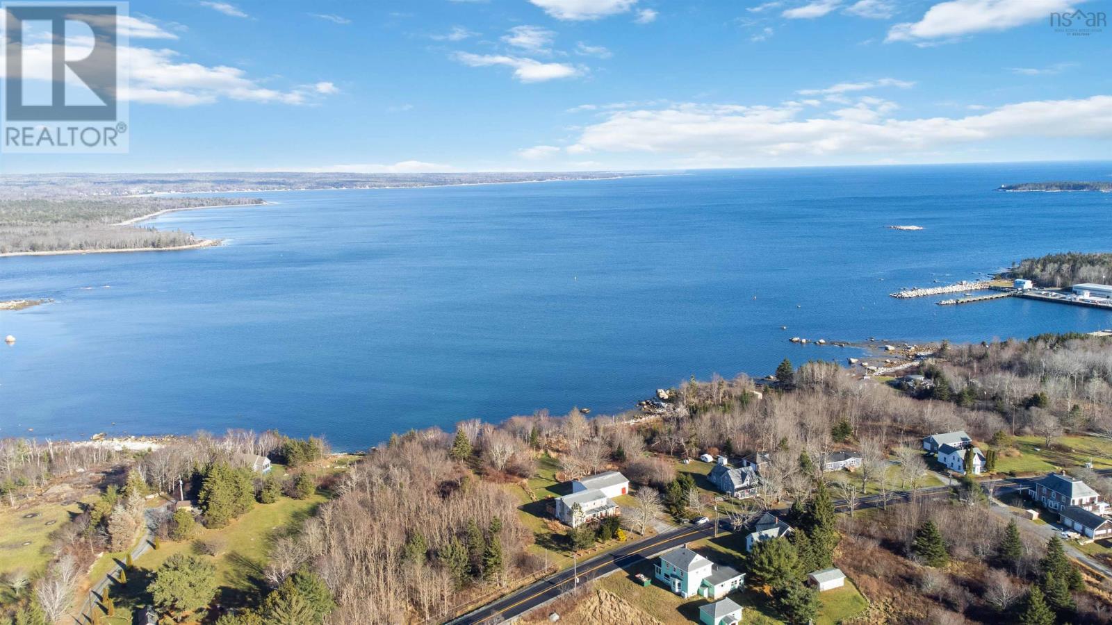 335 Central Port Mouton Rd, Port Mouton, NS B0T 1T0