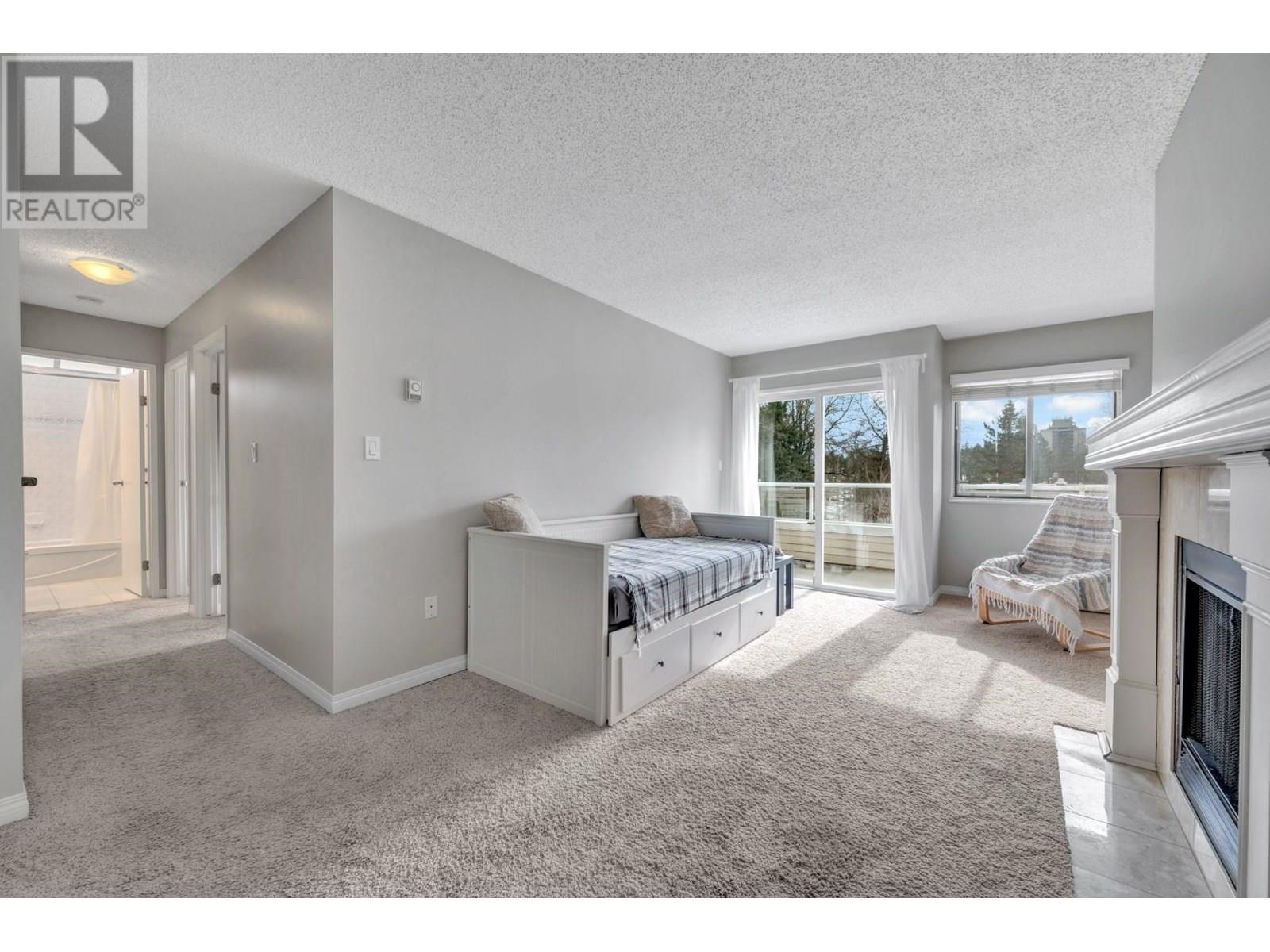 1155 Ross Road Unit 308, North Vancouver, BC V7K 1C6