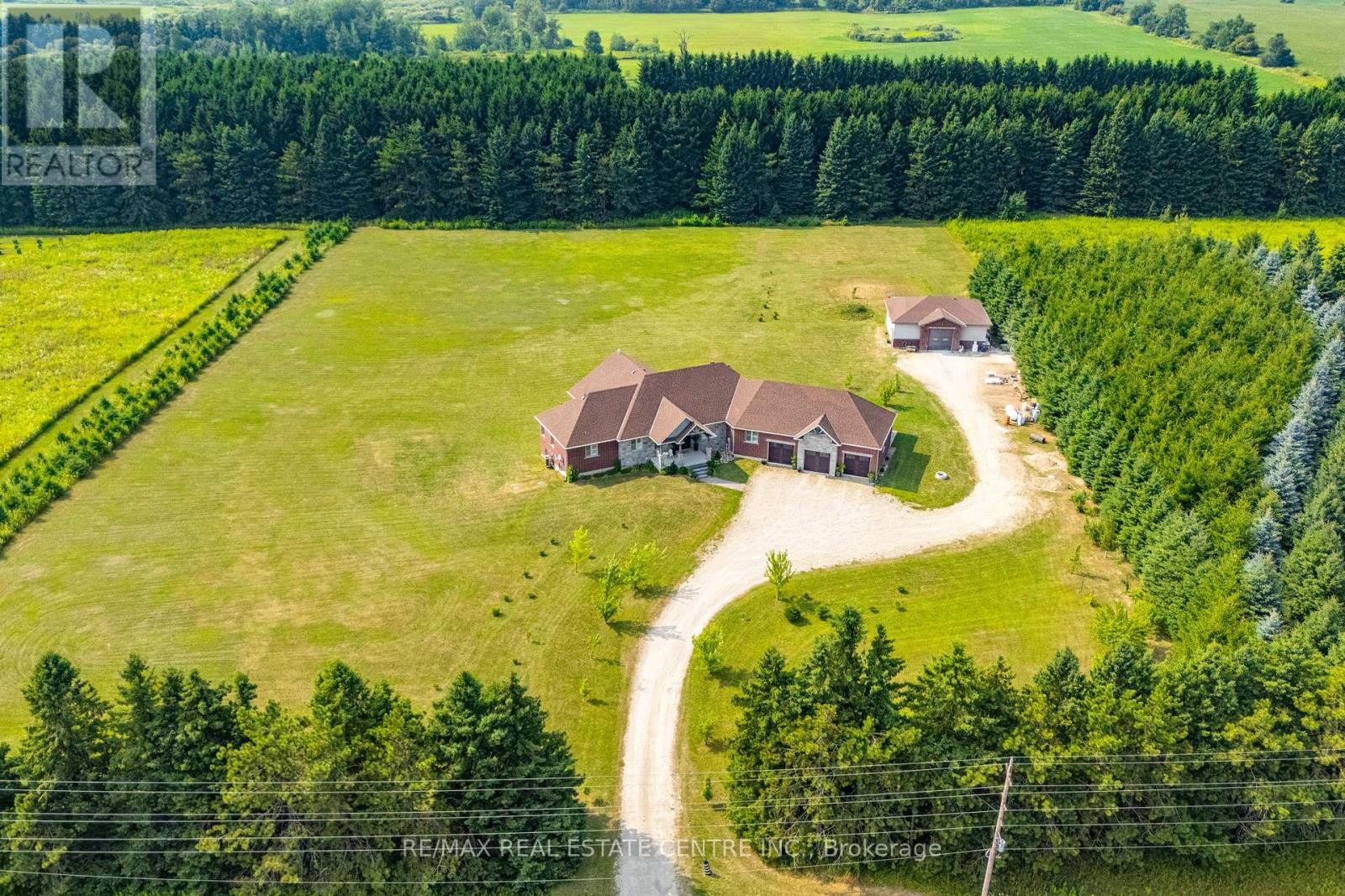 023181 Erin East Garafraxa Townline, East Garafraxa, ON L9W 7G8
