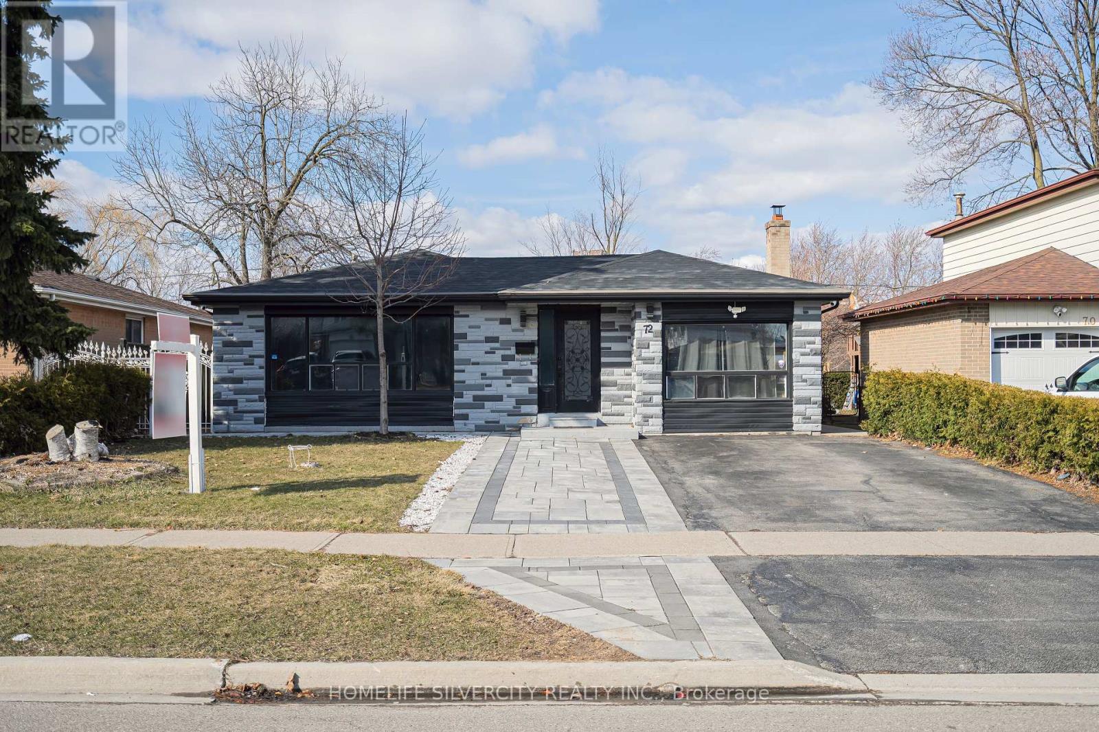 72 Brookland Dr, Brampton, ON L6T 2M5