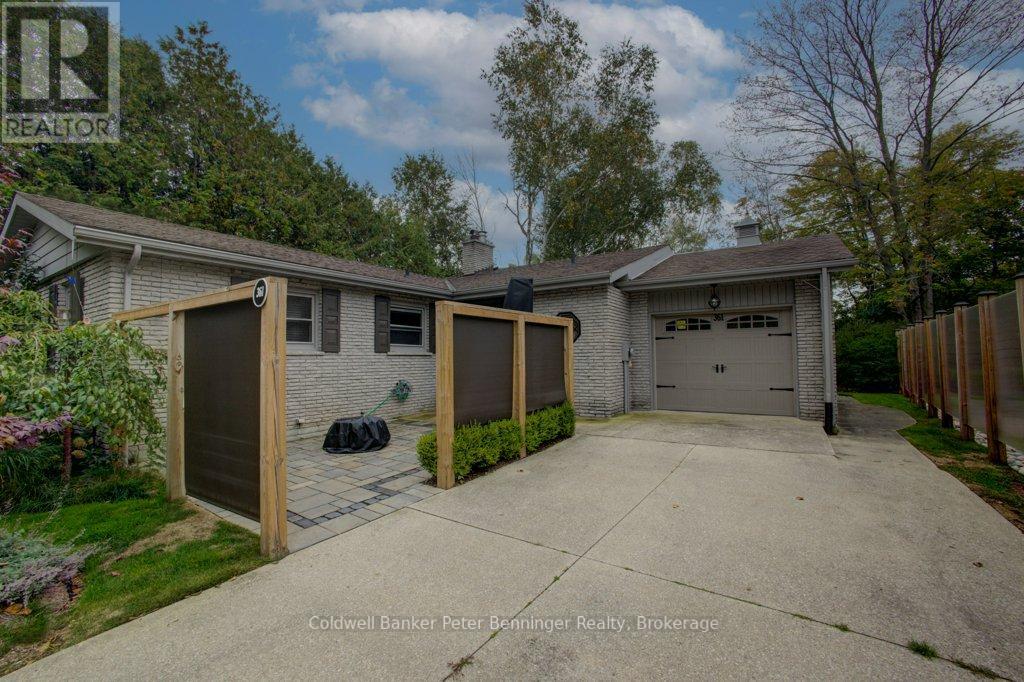 361 Tyendinaga Dr, Saugeen Shores, ON N0H 2L0