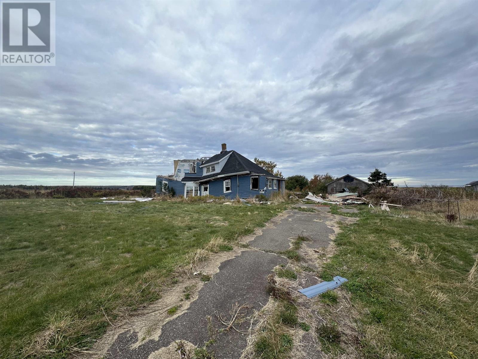 6070 Northside Rd, Souris, PE C0A 2B0
