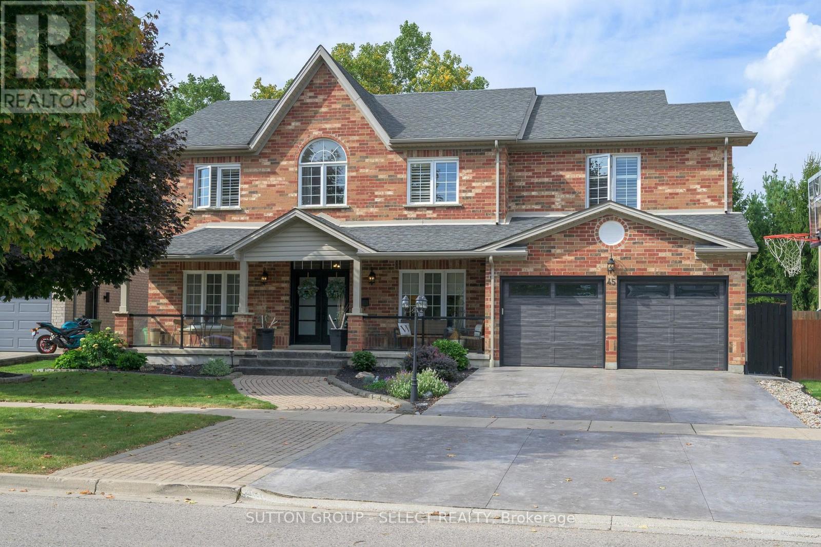 45 Shaw Valley Dr, St. Thomas, ON N5R 6J9