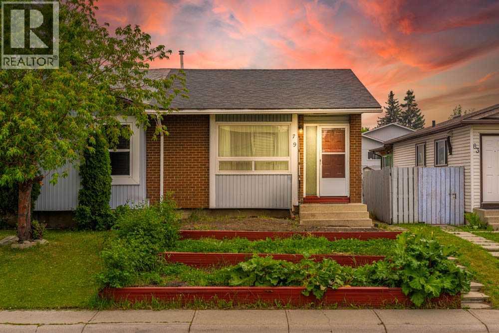 79 Whitworth Way NE, Calgary, AB T1Y 6B1