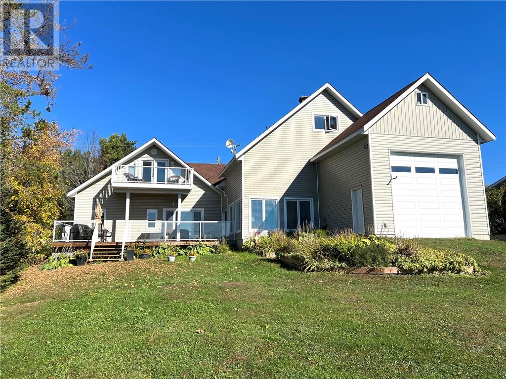 268 B Lake Rd, St.-Charles, ON P0M 2W0