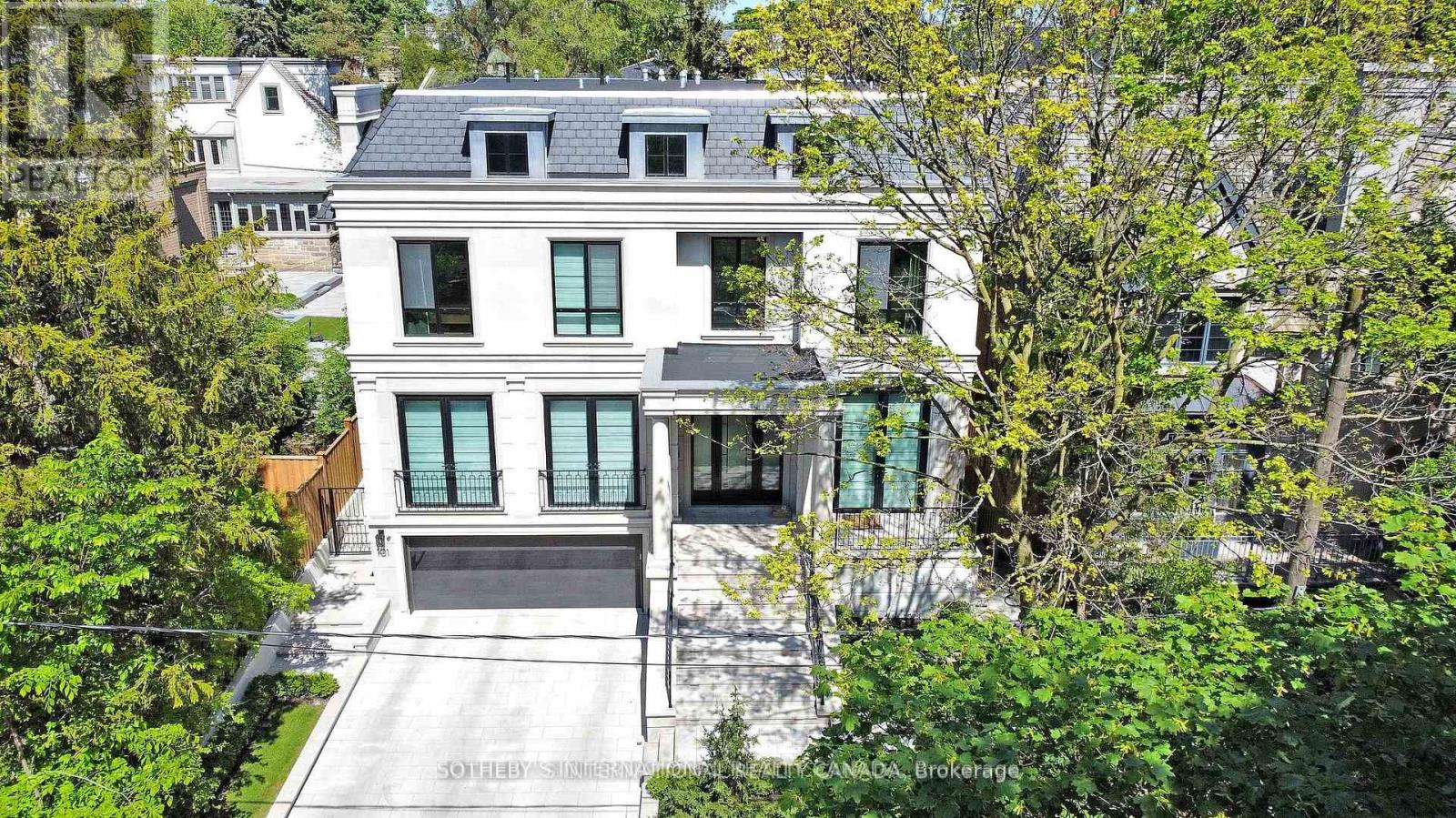 101 Dunloe Rd, Toronto, ON M5P 2T7