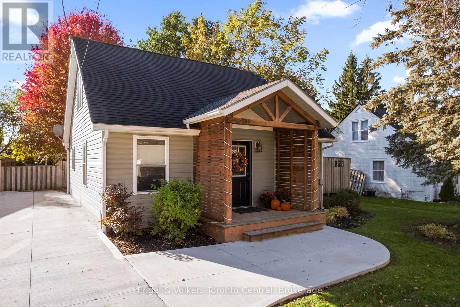 769 7th Street A East, Owen Sound, ON N4K 1K6