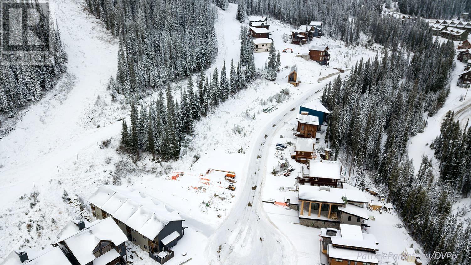 284 Creekview Rd, Apex Mountain, BC V0H 1K0