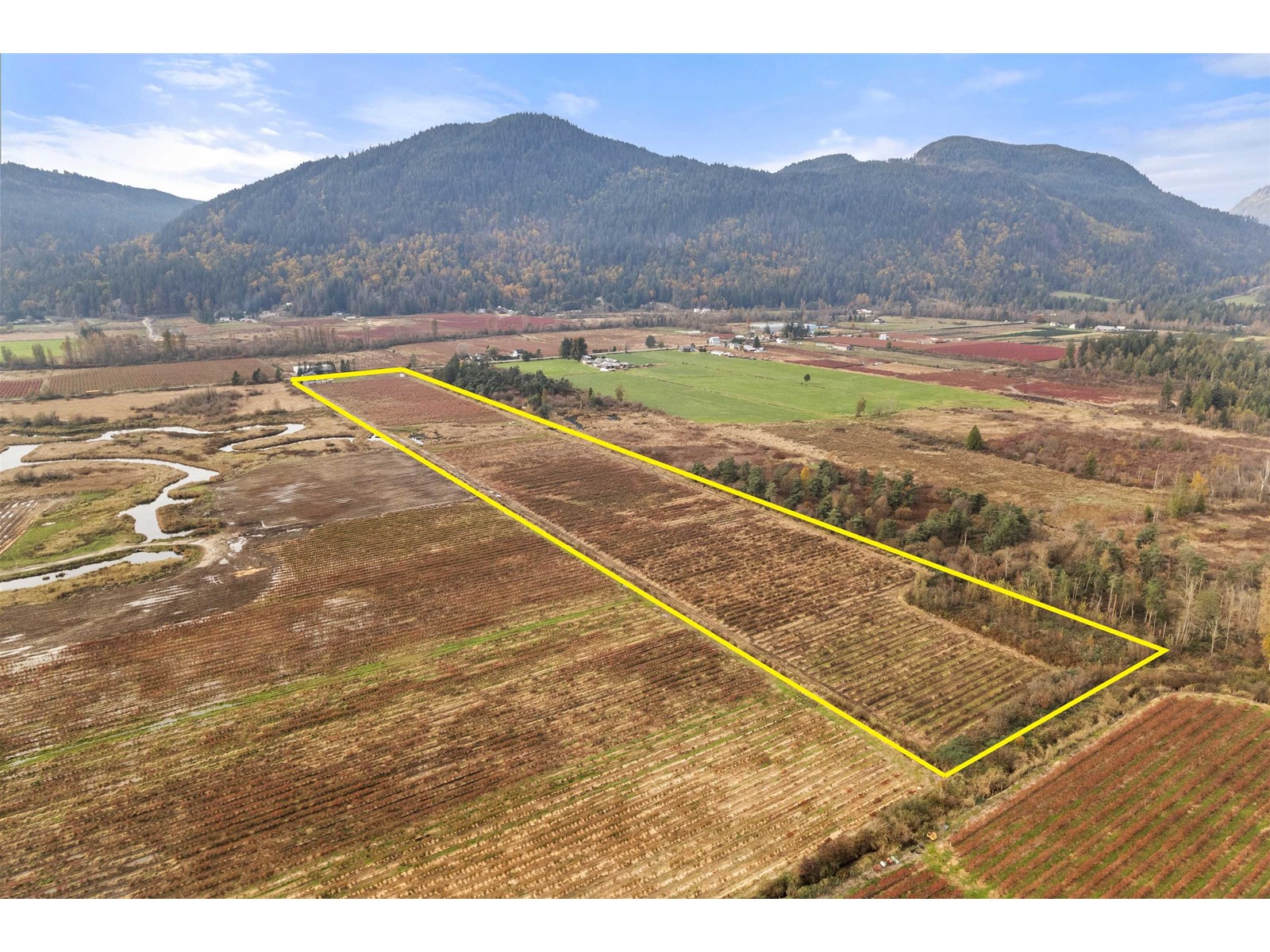 11186 Farms Rd, Mission, BC V2V 4J1