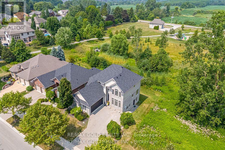 224 Skyline Ave, London, ON N5X 0A3