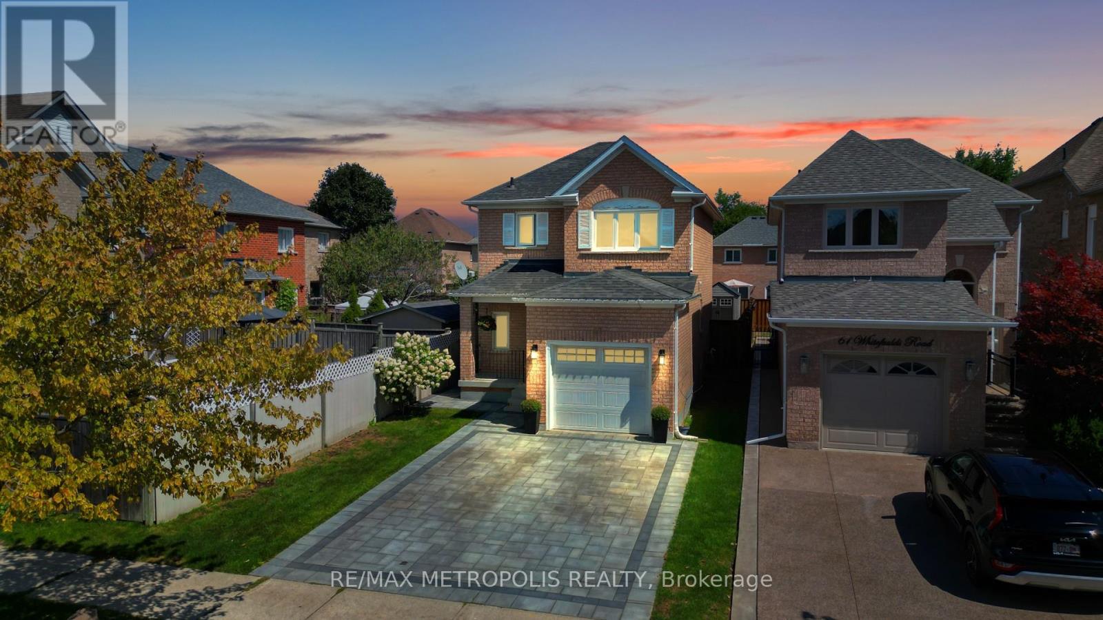 63 Whitefaulds Rd, Vaughan, ON L6A 2K4