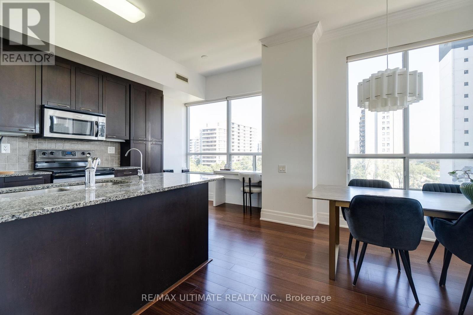 777 Steeles Ave W, Toronto, ON M2R 3Y4