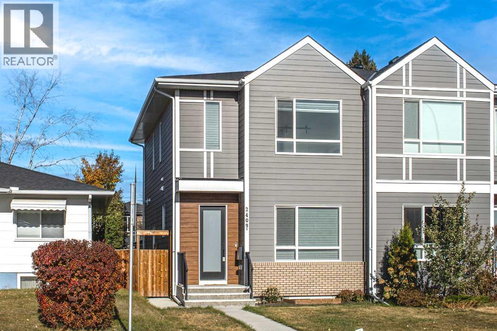 2409 Richmond Rd SW #b, Calgary, AB T2T 5E5