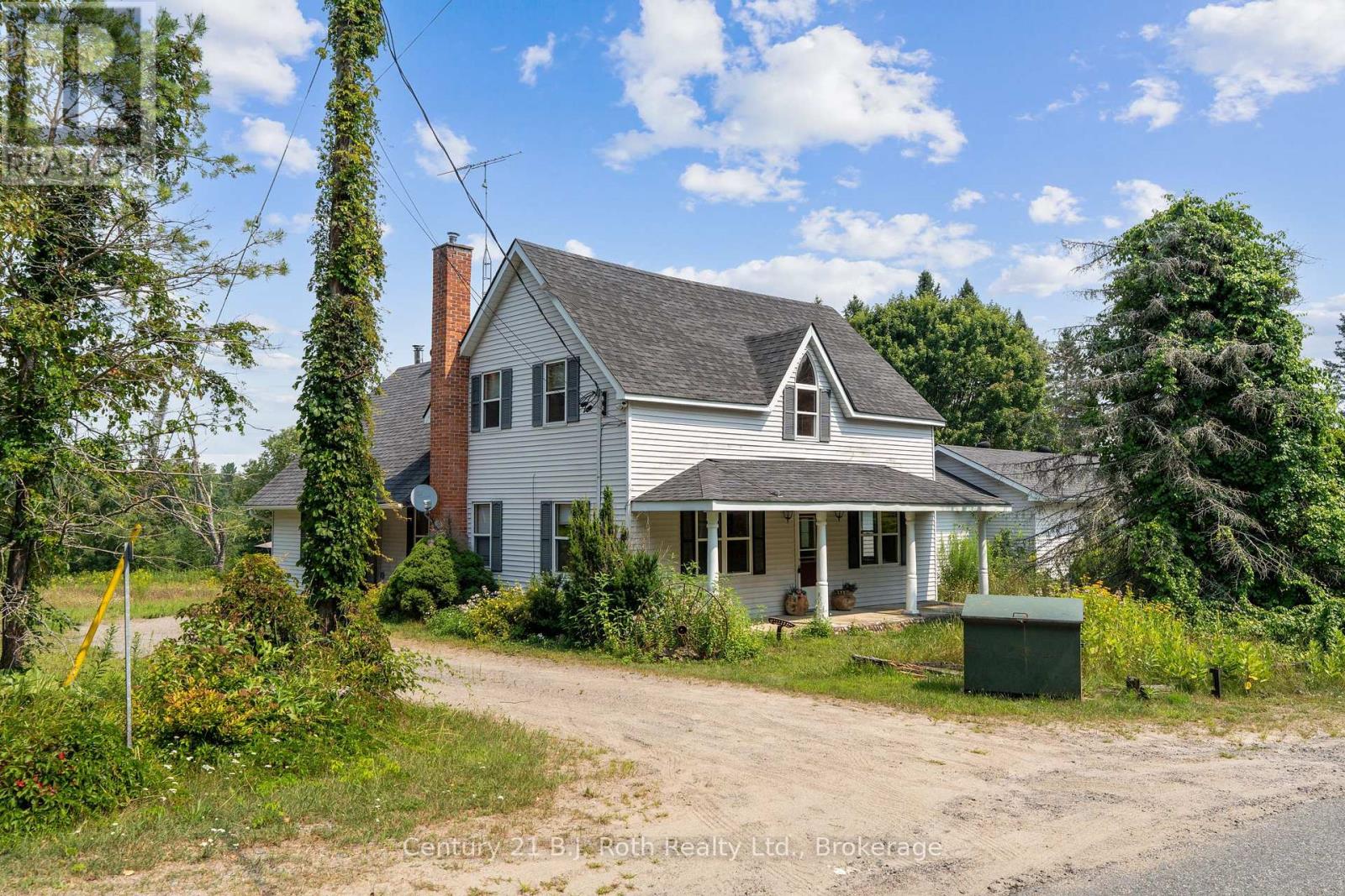 2377 Fraserburg Rd, Bracebridge, ON P1L 1X3